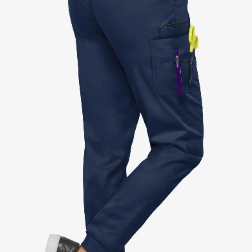 Women’s NWT Butter-soft 5-pocket jogger scrub pants